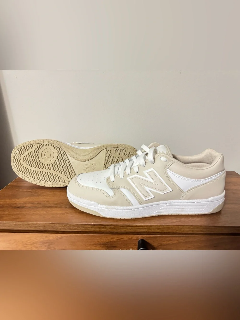 Men’s New Balance 480 Cream and White Low-Top Sneakers